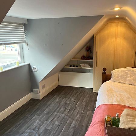 Cozy Room In A Serene House Birmingham Exteriér fotografie